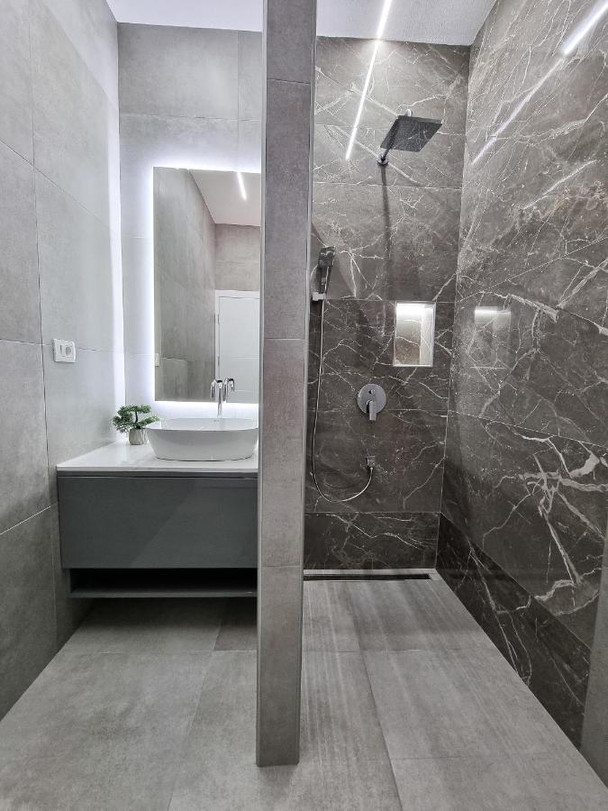Adria Mare Apartamento Crikvenica Exterior foto
