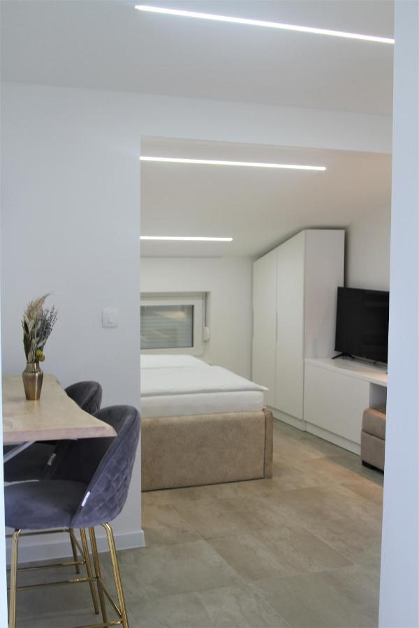 Adria Mare Apartamento Crikvenica Exterior foto