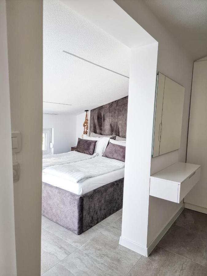 Adria Mare Apartamento Crikvenica Exterior foto