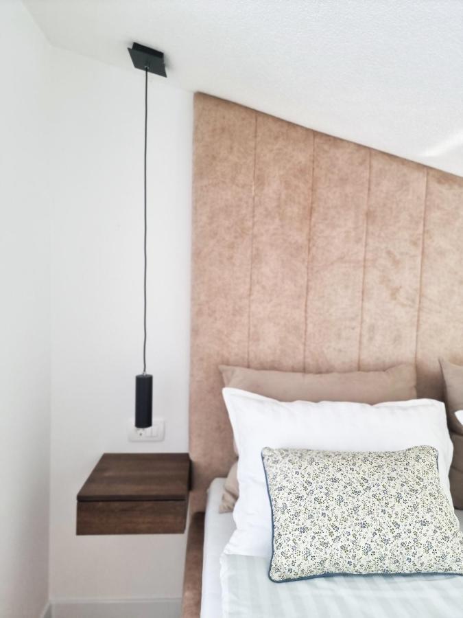 Adria Mare Apartamento Crikvenica Exterior foto
