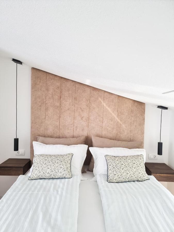 Adria Mare Apartamento Crikvenica Exterior foto