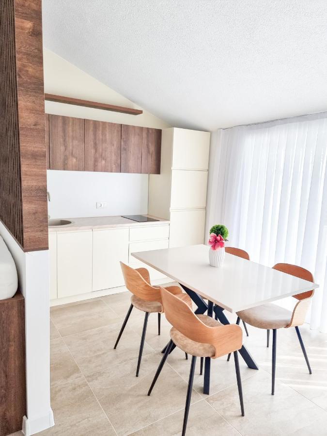 Adria Mare Apartamento Crikvenica Exterior foto
