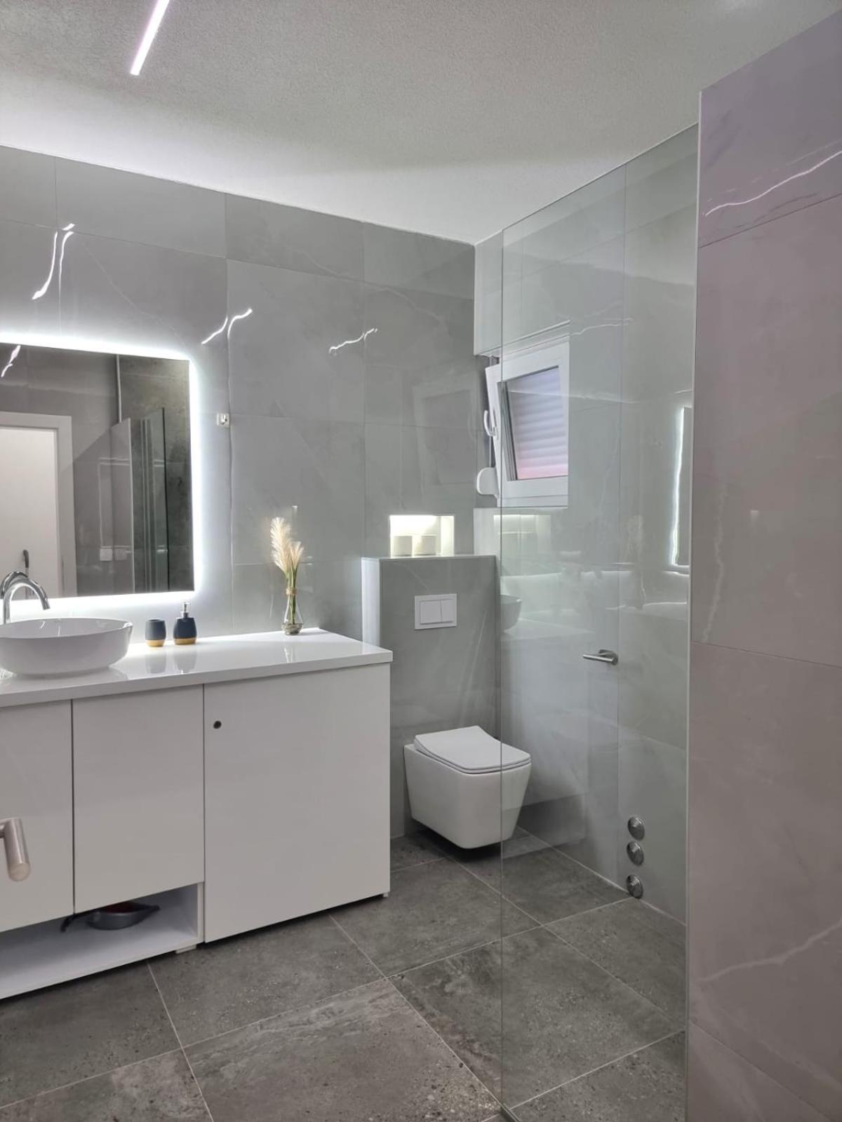 Adria Mare Apartamento Crikvenica Exterior foto